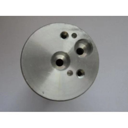 NISSENS KLİMA TÜPÜ 220 (A2208300083)