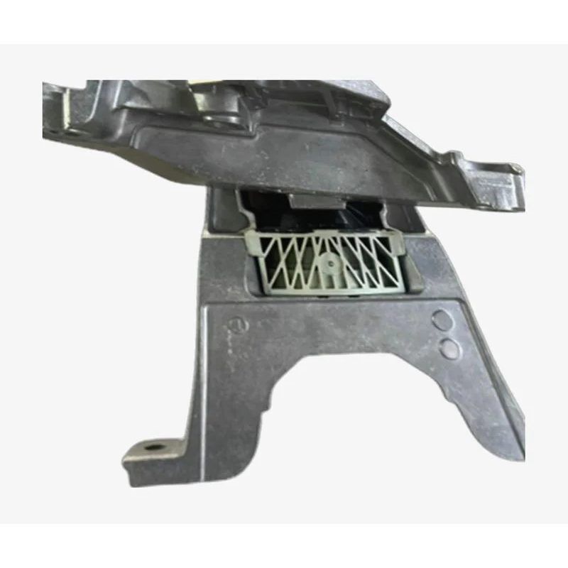 LEMFORDER MOTOR KULAĞI ÖN SAĞ 118/177/247 (A2472402800)