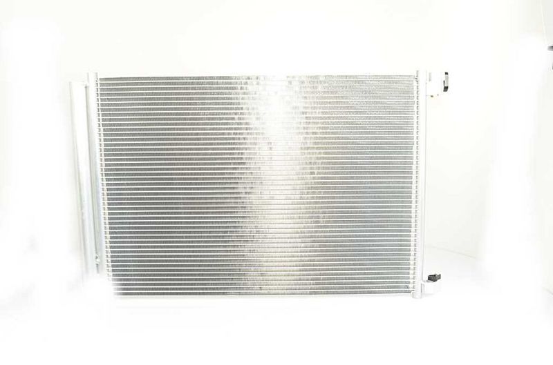 VALEO KLİMA RADYATÖRÜ W205/W213 (A0995000454)