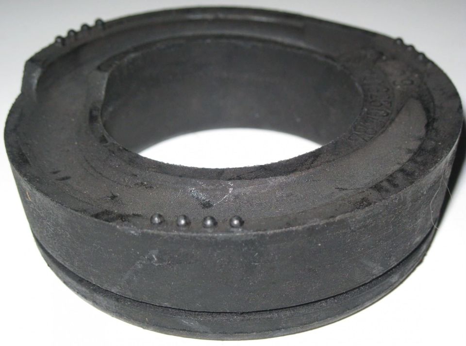 KYBURG HELEZON LASTİĞİ ARKA 4 TIRNAK (A2103250484)
