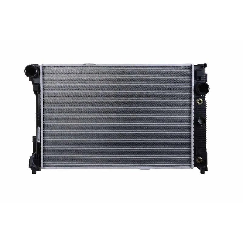 KYBURG SU RADYATÖRÜ W204 W207 W212 W218 643×438X40 (A2045003603)
