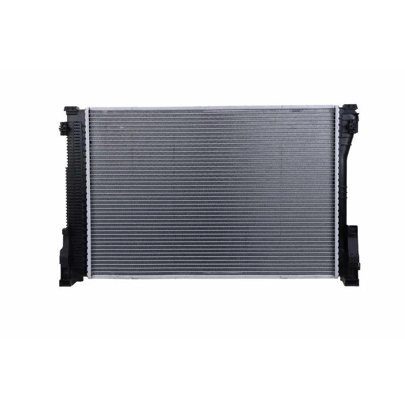 KYBURG SU RADYATÖRÜ W204 W207 W212 W218 643×438X40 (A2045003603)