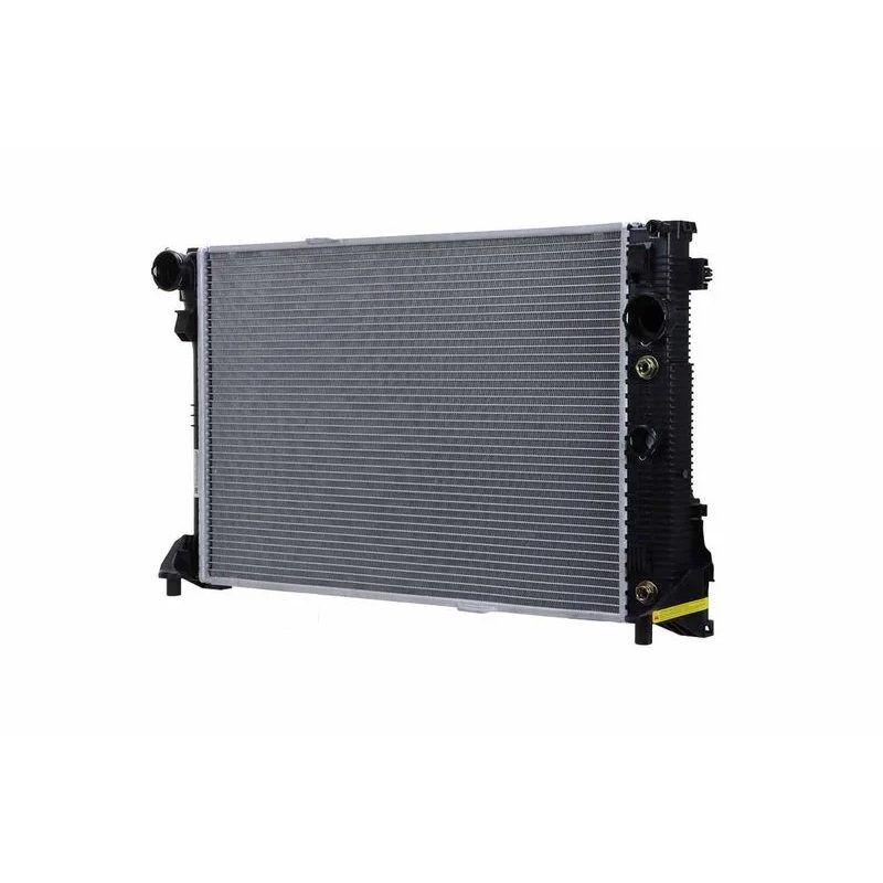 KYBURG SU RADYATÖRÜ W204 W207 W212 W218 643×438X40 (A2045003603)